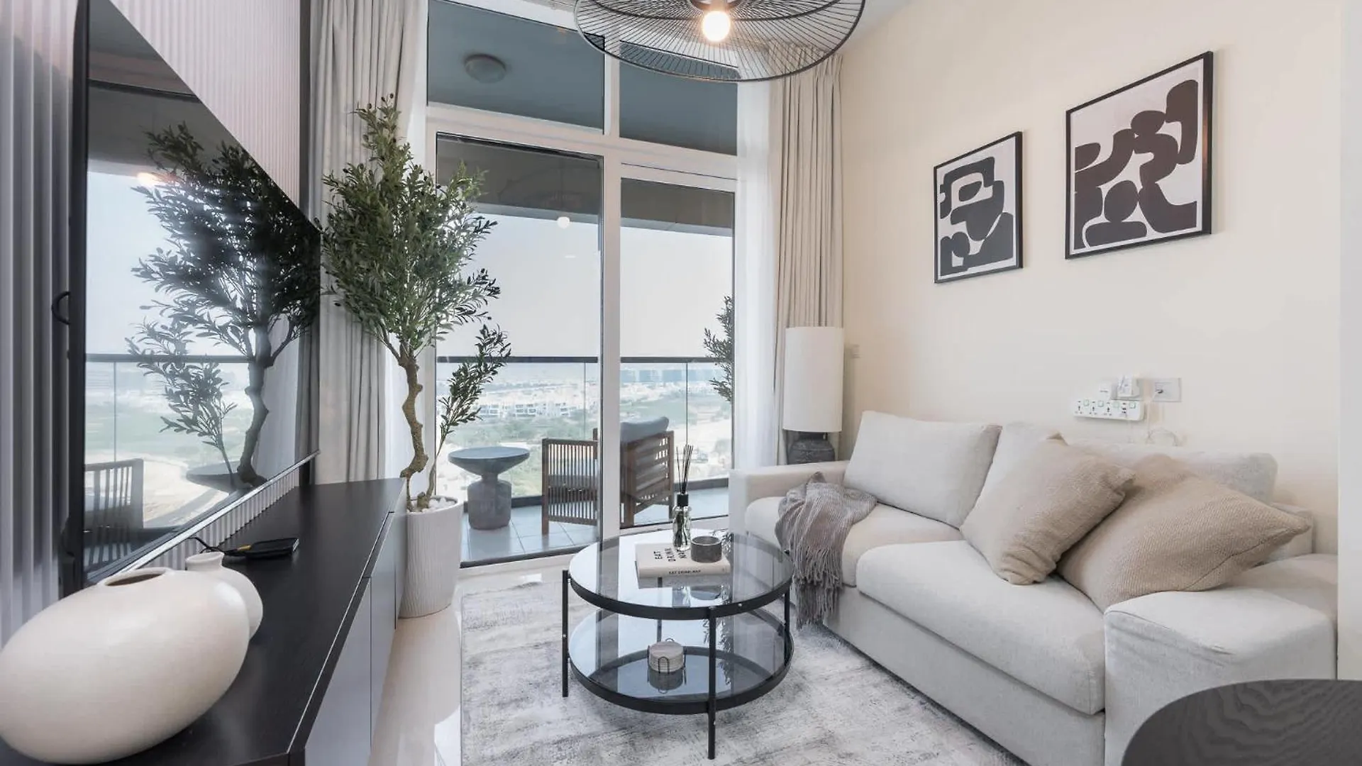 דובאי Cozy 1-Bedroom Apartment At Golf Vita In Damac Hills With Relaxing Views! איחוד האמירויות הערביות