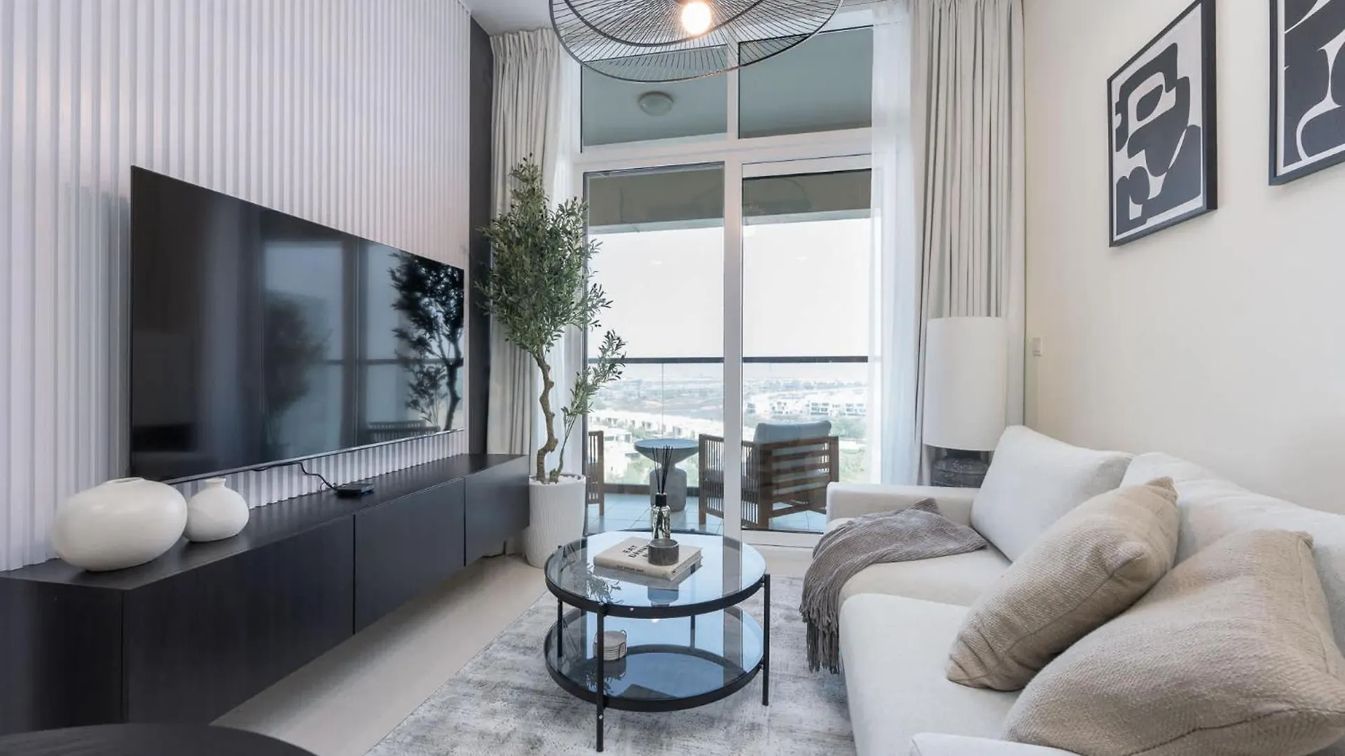 Cozy 1-Bedroom Apartment At Golf Vita In Damac Hills With Relaxing Views! Dubai